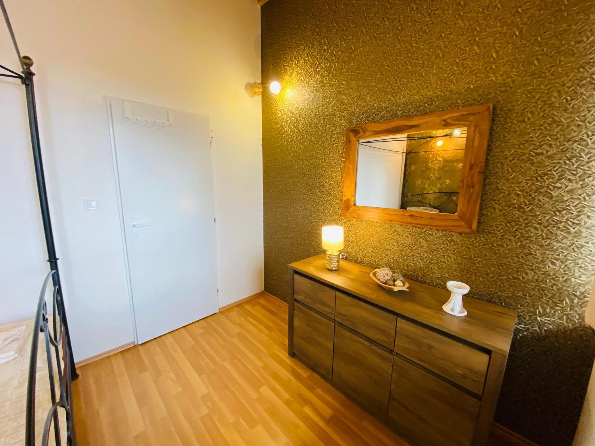 Dream Apartment Братислава Экстерьер фото